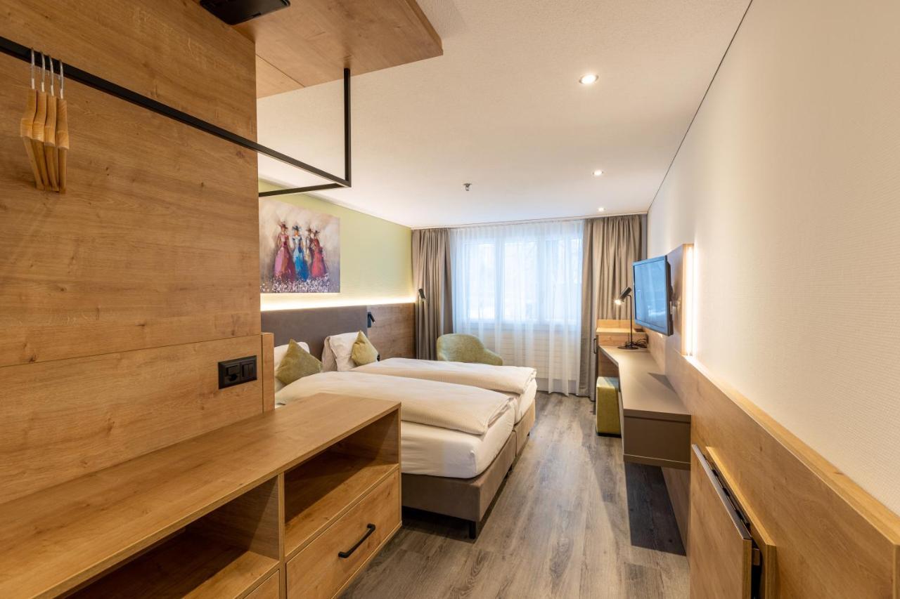 Hotel Flamatt Bagian luar foto