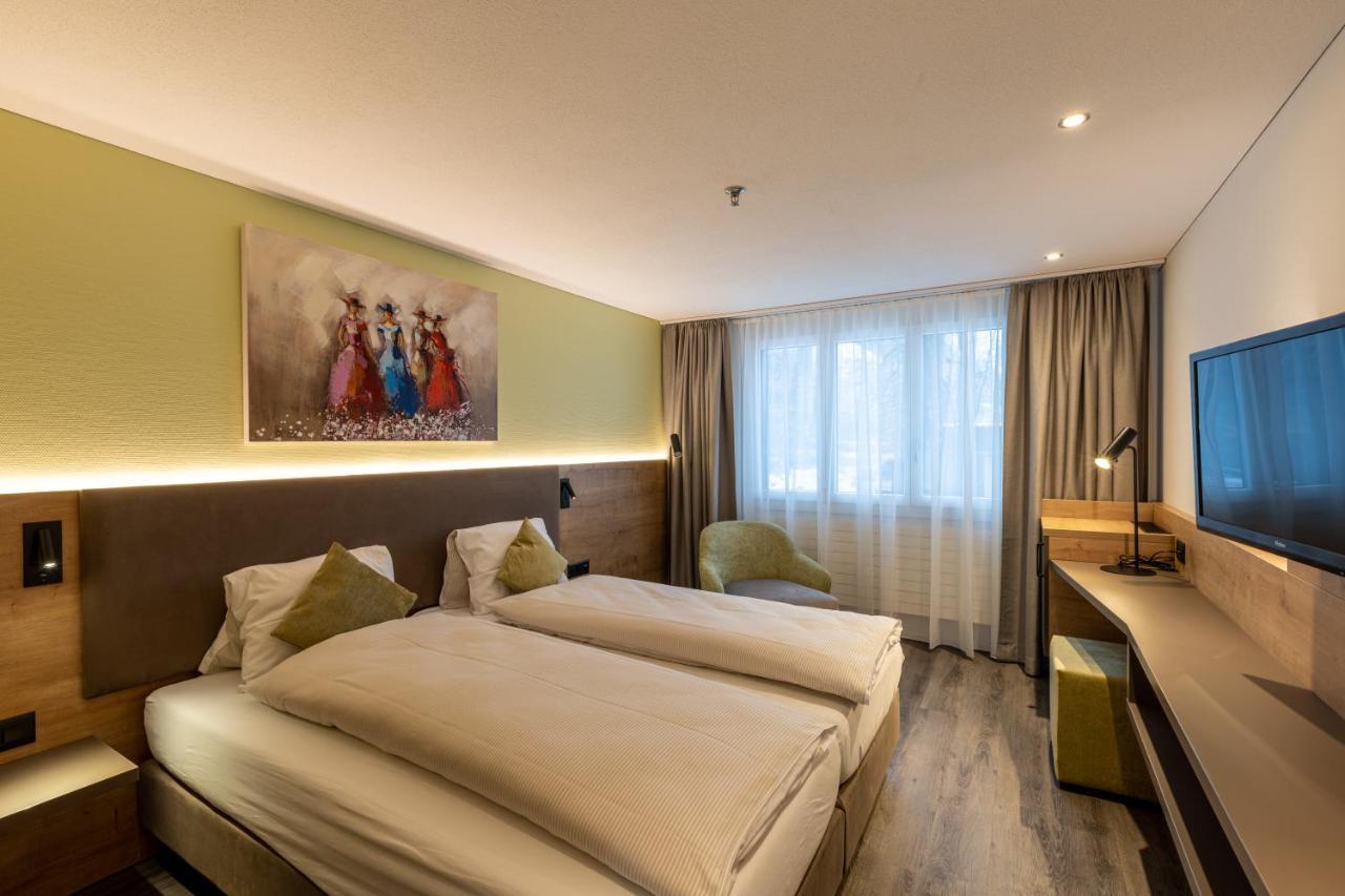 Hotel Flamatt Bagian luar foto