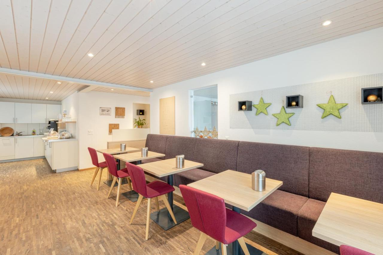 Hotel Flamatt Bagian luar foto