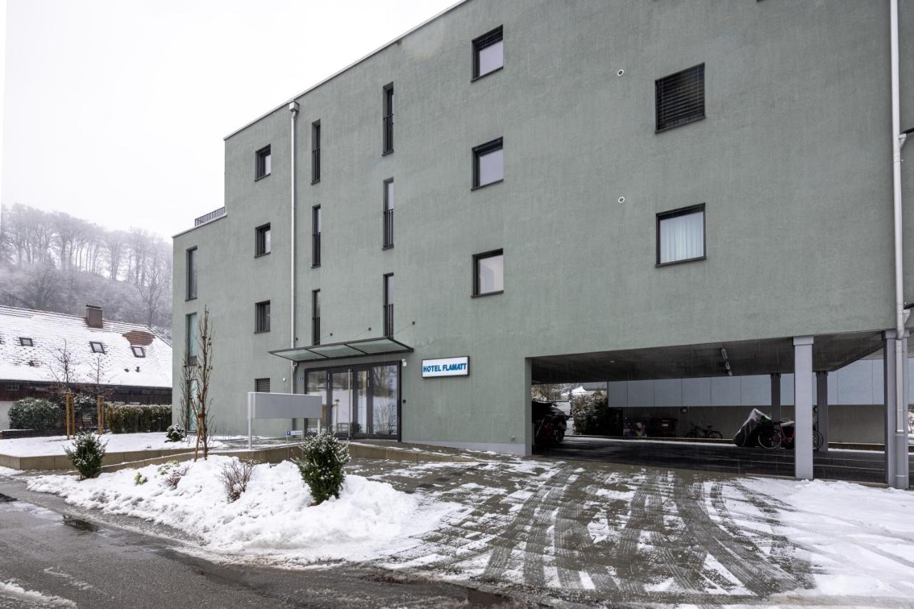 Hotel Flamatt Bagian luar foto