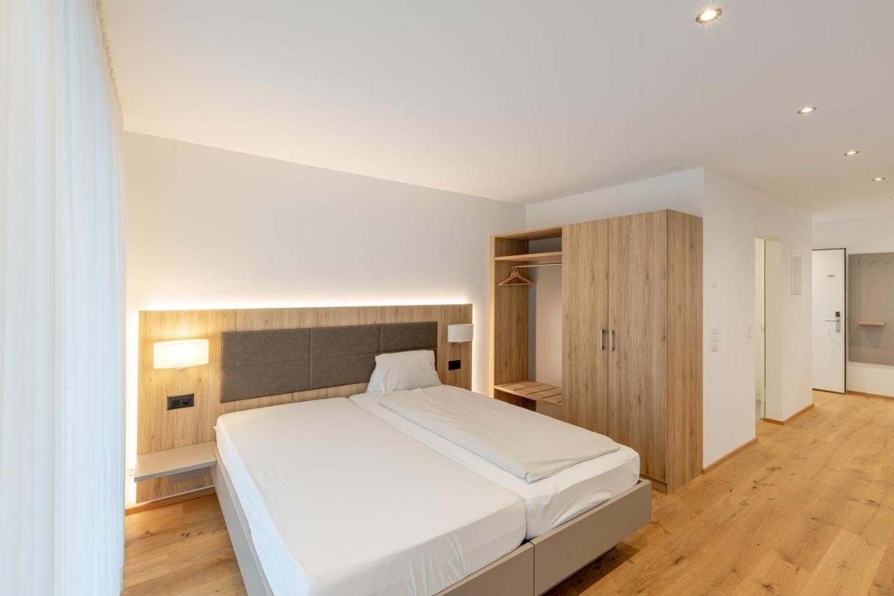 Hotel Flamatt Bagian luar foto